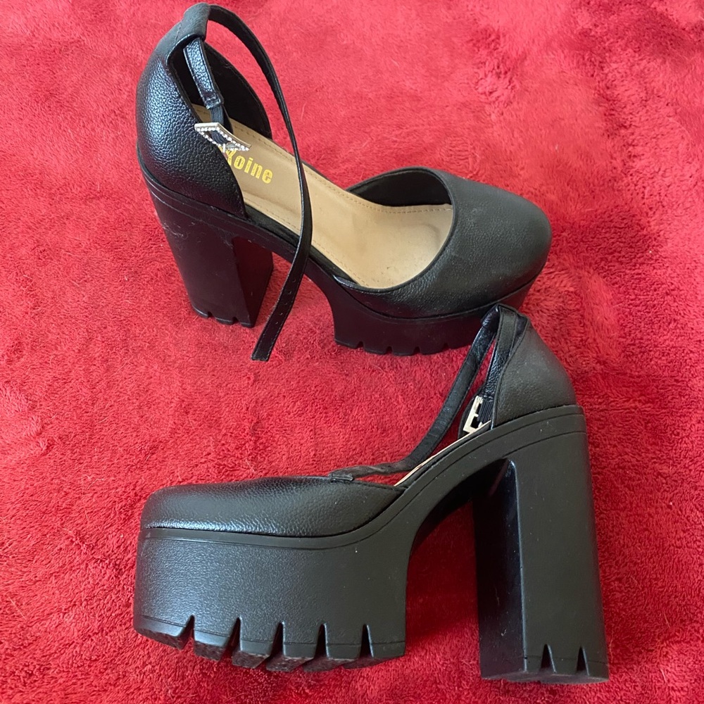 Nasty Gal Black Chunky Platform Heels